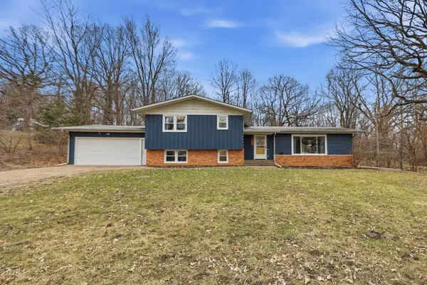 6777 Lamar Avenue S, Cottage Grove, MN 55016