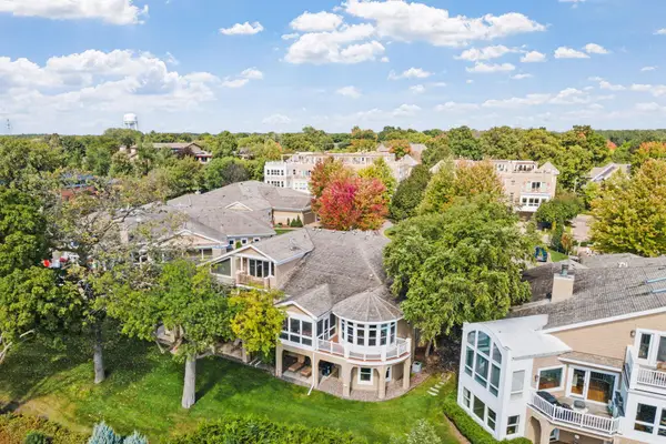 724 Widsten Circle, Wayzata, MN 55391