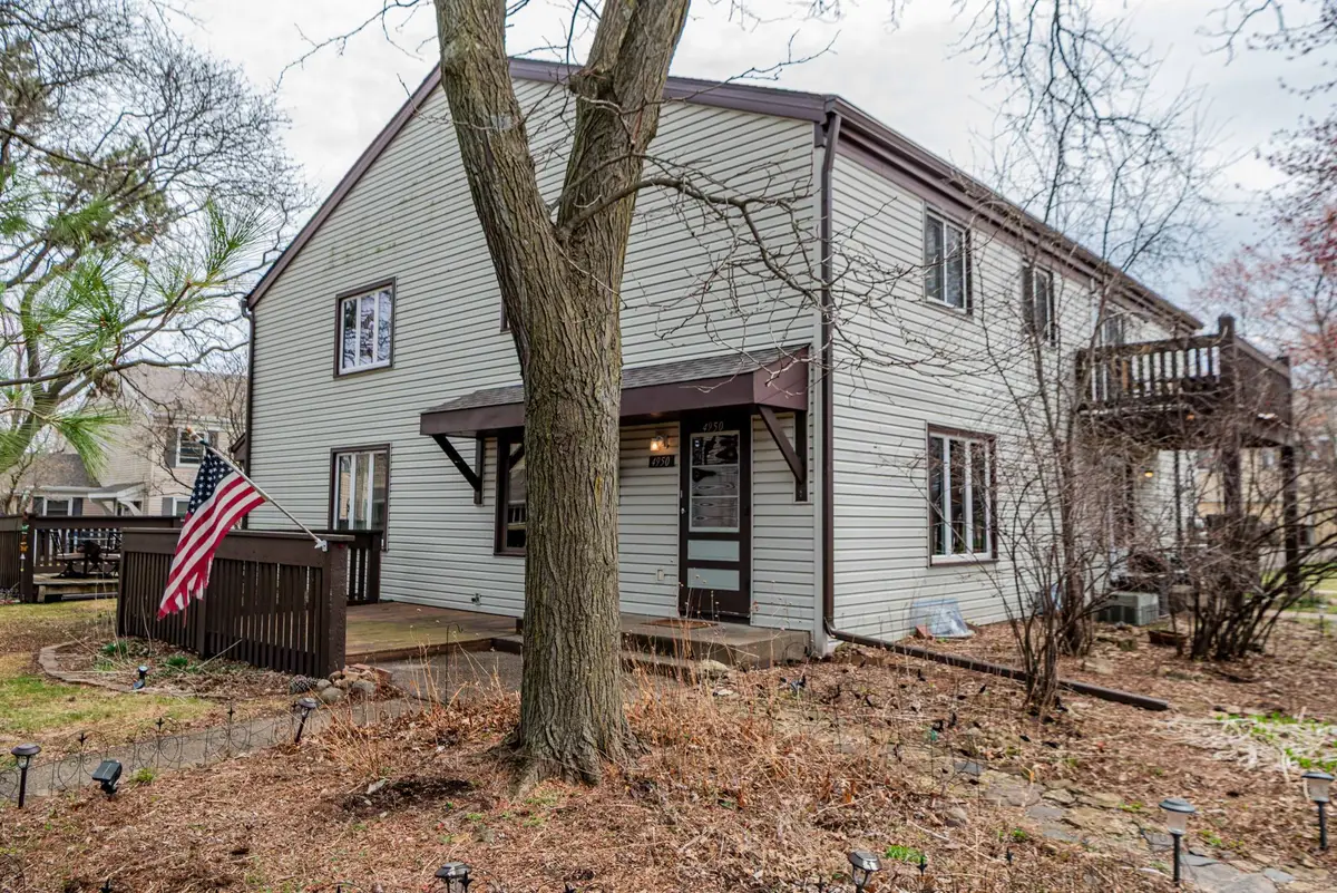 4950 Grenwich Trail N, Oakdale, MN 55128 - #1