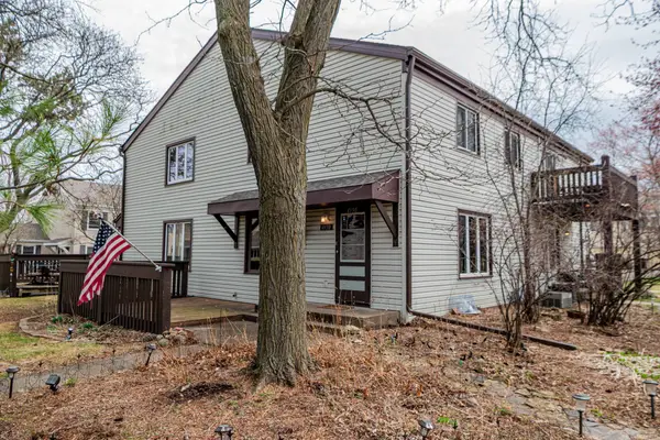 4950 Grenwich Trail N, Saint Paul, MN 55128