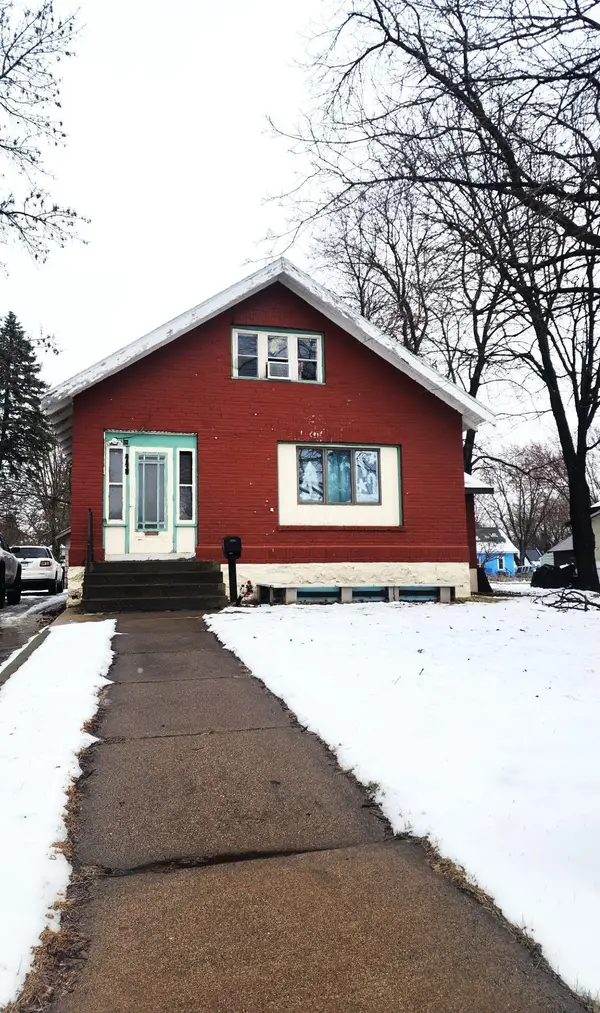 445 Central Avenue S, Milaca, MN 56353