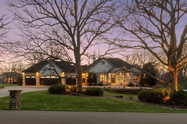 6985 Oak Ridge Road, Hamel, MN 55340