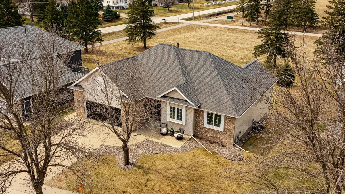 2945 Stonegate Court Sw, Rochester, MN 55902 - #1