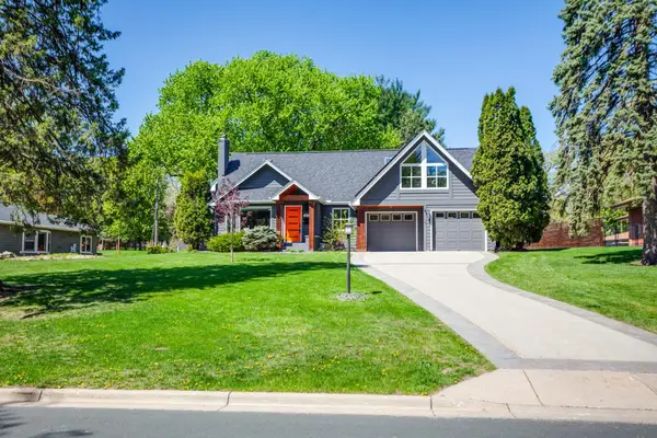 1431 Spring Valley Road, Golden Valley, MN 55422