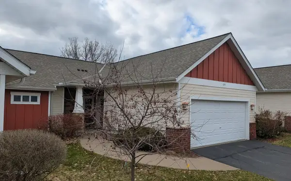 1099 Barclay Street, Saint Paul, MN 55106