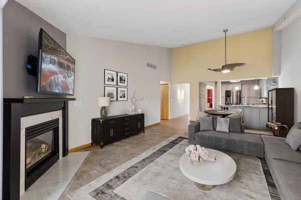 6827 Benton Way, Inver Grove Heights, MN 55076