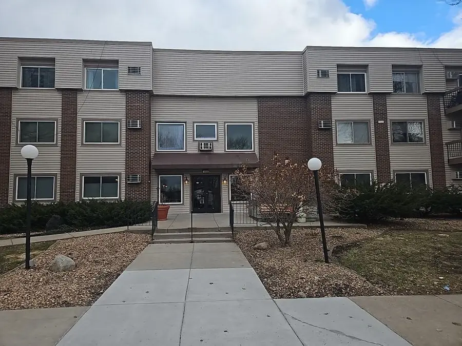 2800 Hillsboro Avenue N #307, New Hope, MN 55427 - #2