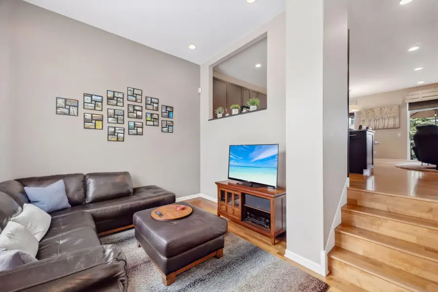 8147 Oakview Lane N, Maple Grove, MN 55369 - #2