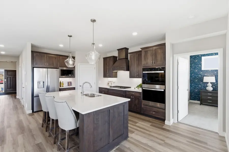 916 Kepler Avenue Ne, Hanover, MN 55341 - #3