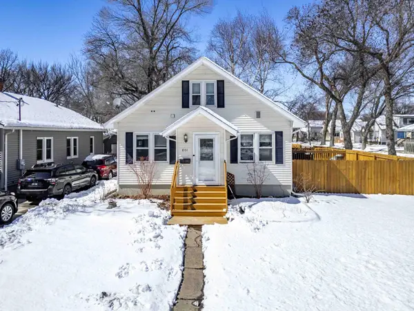 801 15th Street S, Fargo, ND 58103