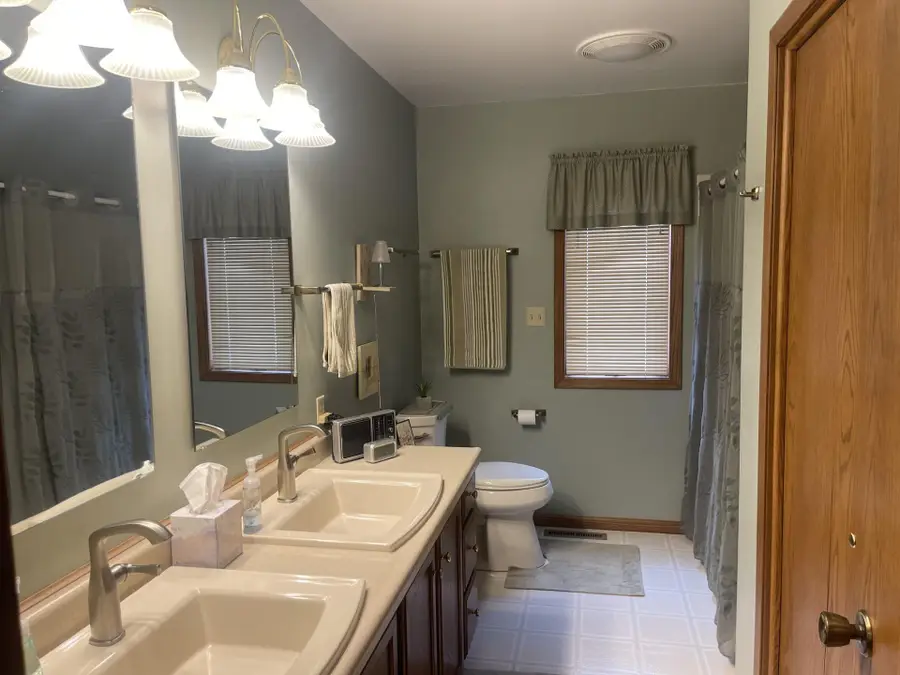 207 E Hollett Street, Tracy, MN 56175 - #3