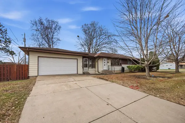 5842 Xerxes Avenue N, Brooklyn Center, MN 55430