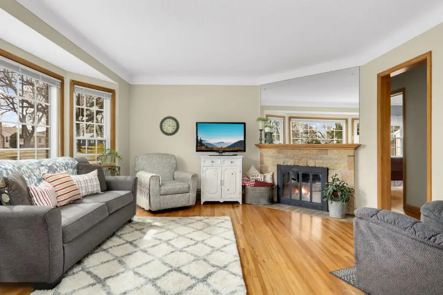 743 Arlington Avenue W, Saint Paul, MN 55117 - #2