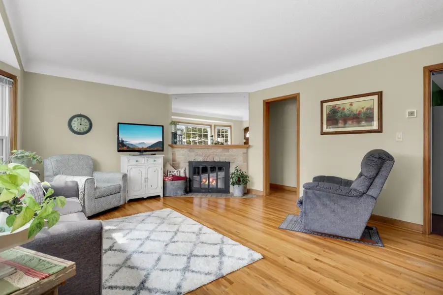 743 Arlington Avenue W, Saint Paul, MN 55117 - #3