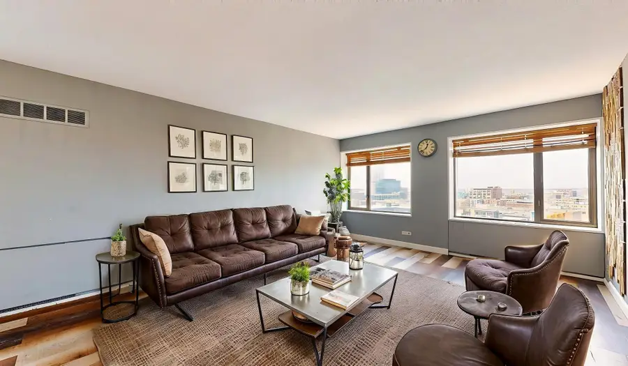 15 S 1st Street #A1601, Minneapolis, MN 55401 - #2