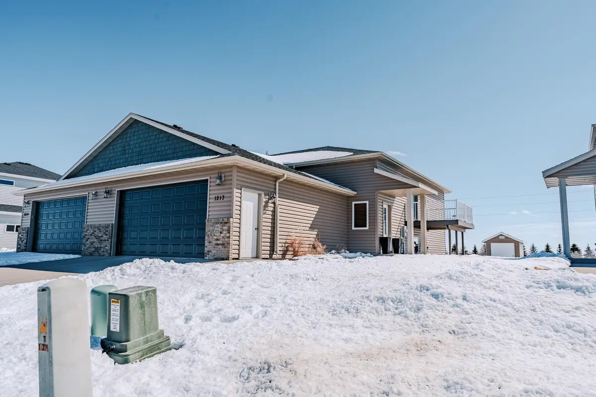1217 Morningside Drive, Casselton, ND 58012 - #1