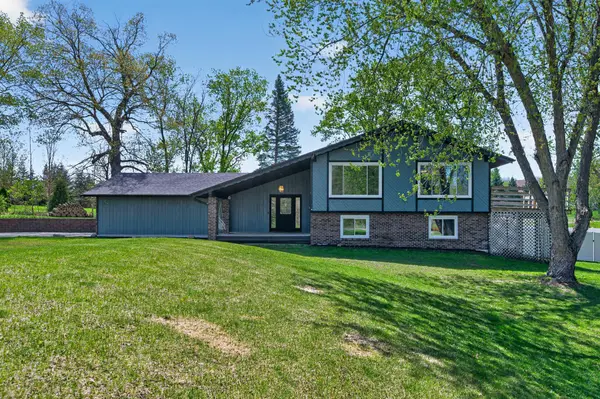 8581 County Road 39 Ne, Monticello, MN 55362