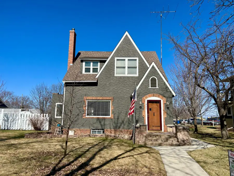 411 2nd Street Sw, Wadena, MN 56482 - #2