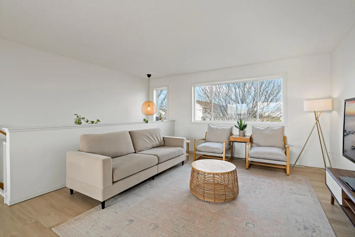 4372 Blakewood Drive, Shakopee, MN 55379 - #1