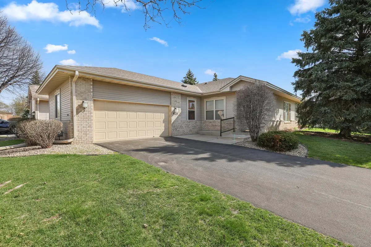 15187 Everleigh Circle, Rosemount, MN 55068 - #1