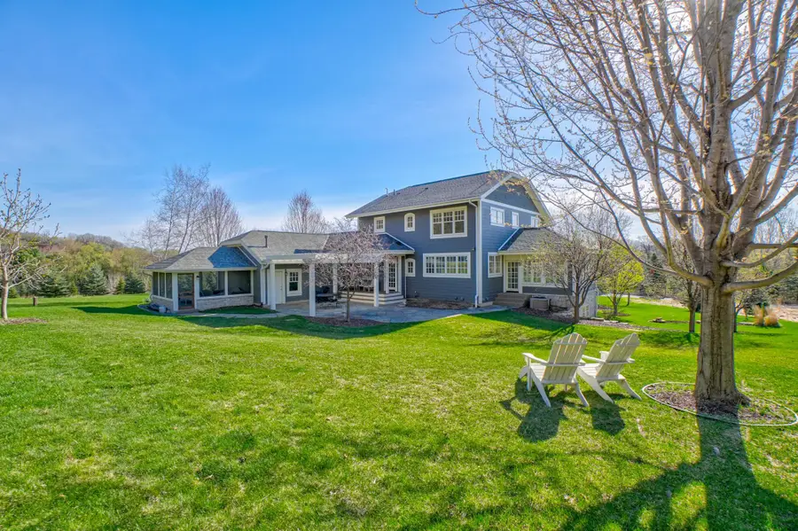 2156 Paris Avenue N, Stillwater, MN 55082 - #2