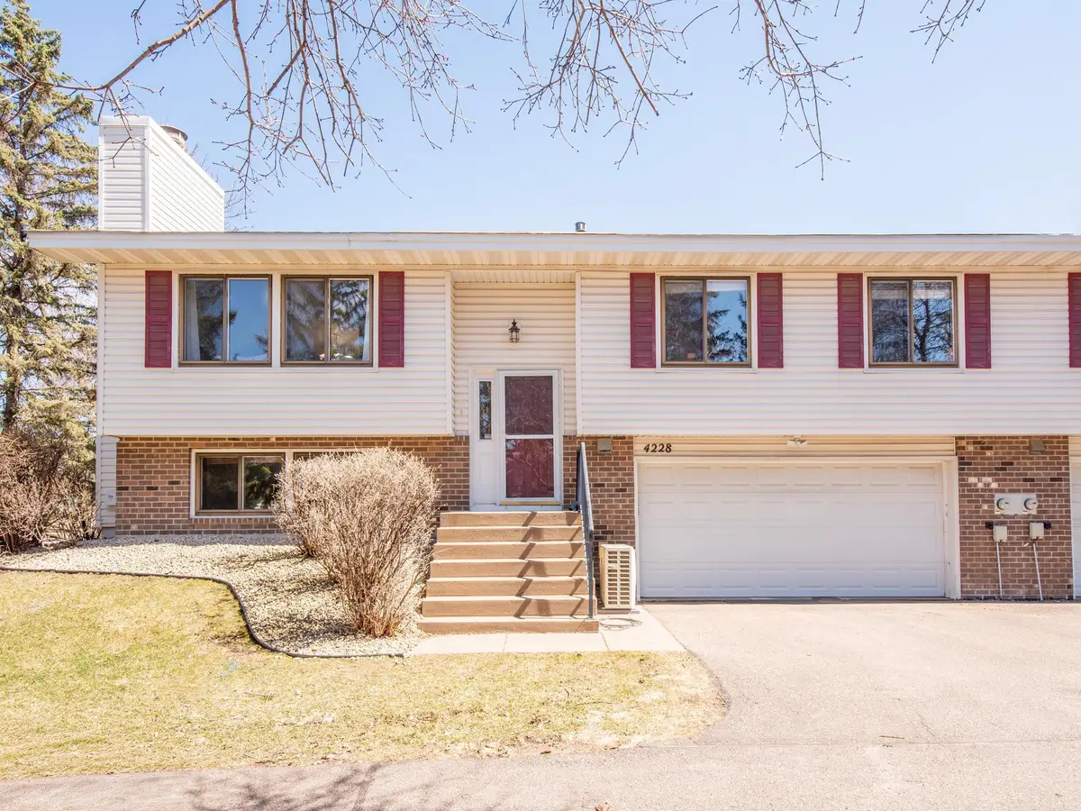 4228 Bridgewood Terrace, Saint Paul, MN 55127 - #1
