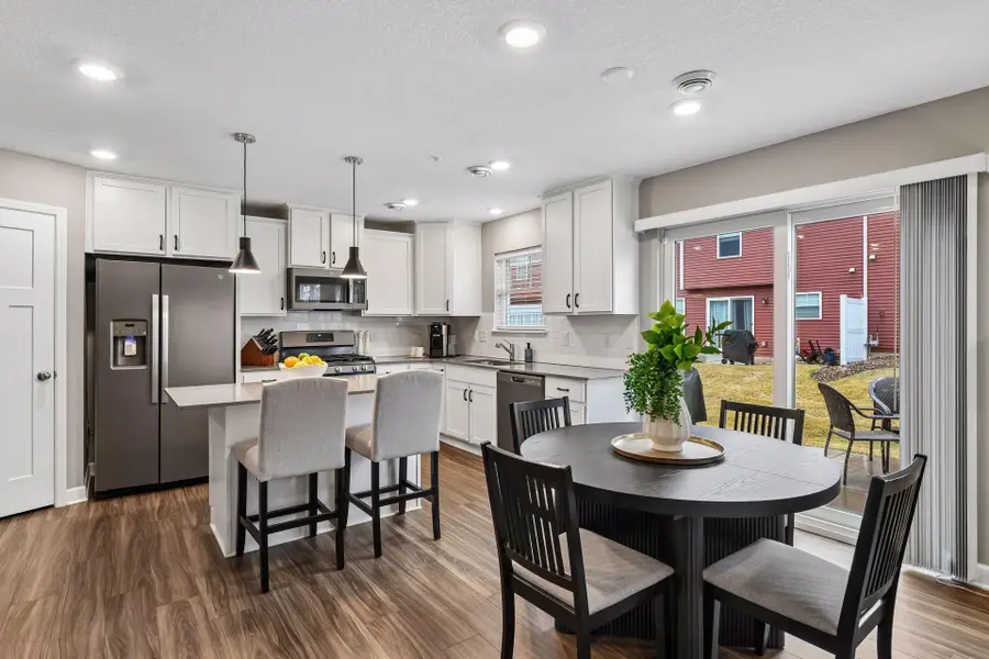 9494 Bridle Way, Victoria, MN 55386 - #2