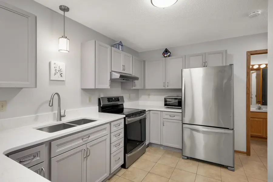 518 Lovell Avenue #1, Saint Paul, MN 55113 - #3