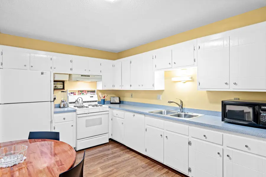 4000 Foss Road #204, Minneapolis, MN 55421 - #3
