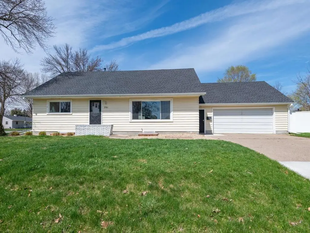 701 1st Street Ne, New Prague, MN 56071 - #1