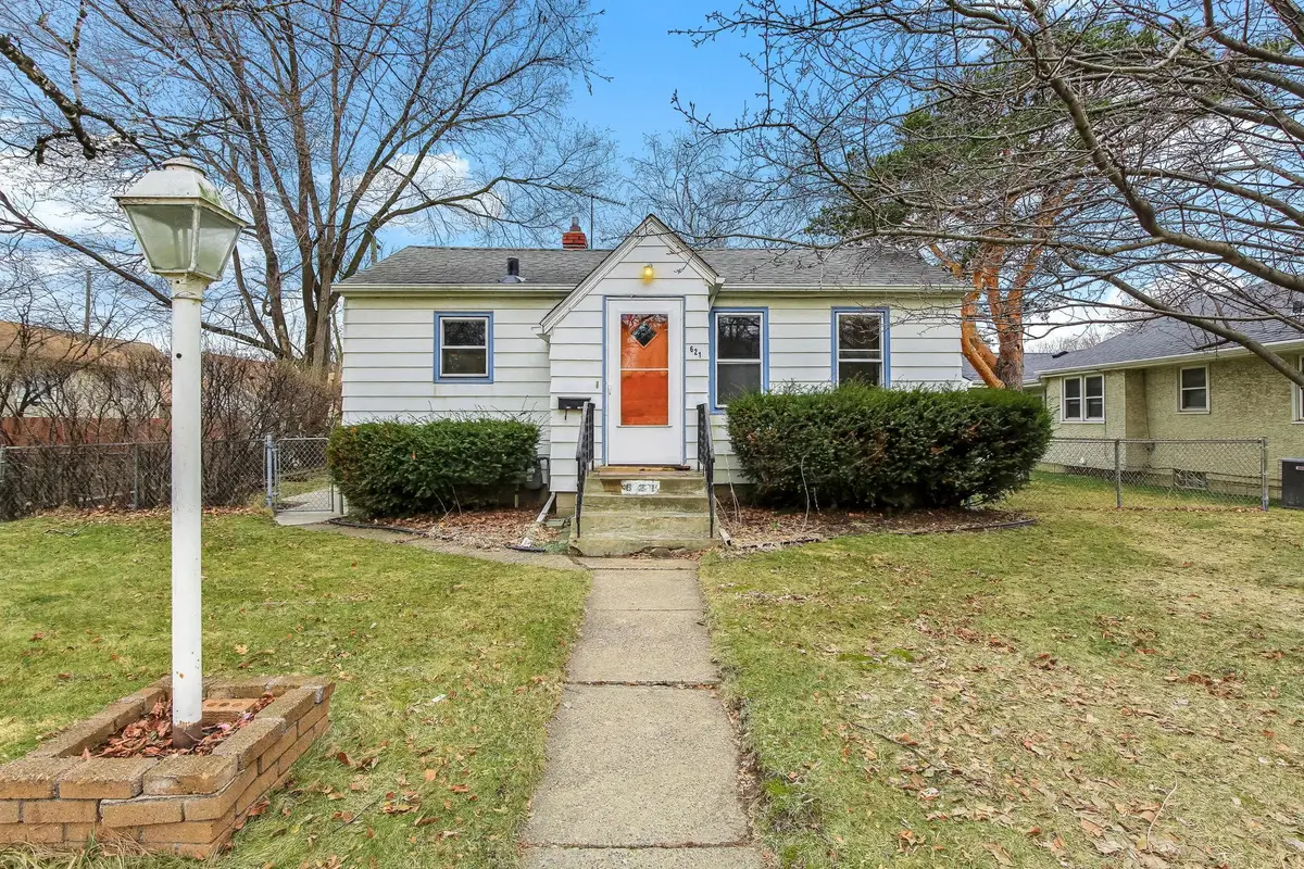 621 White Bear Avenue, Saint Paul, MN 55106 - #1