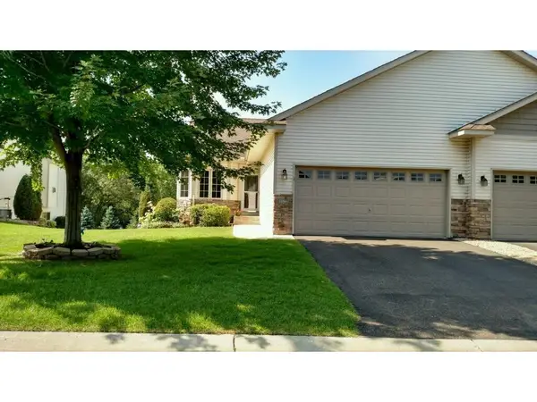 1572 130th Avenue Nw, Coon Rapids, MN 55448