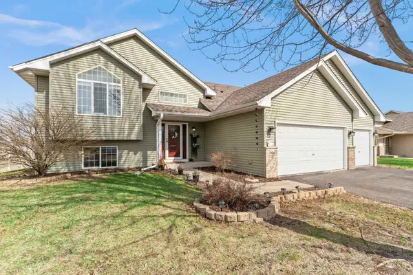 1106 Maplewood Avenue Sw, Isanti, MN 55040