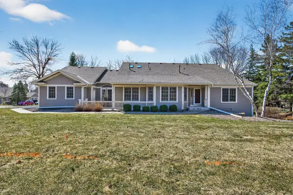 1692 Kerry Lane, Woodbury, MN 55125