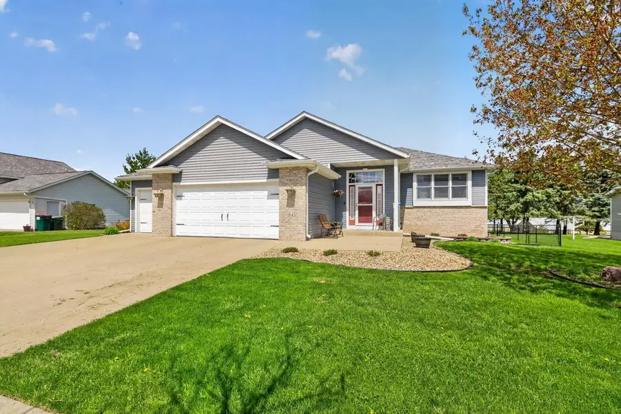 945 Golfers Court Se, Rochester, MN 55904 - #2