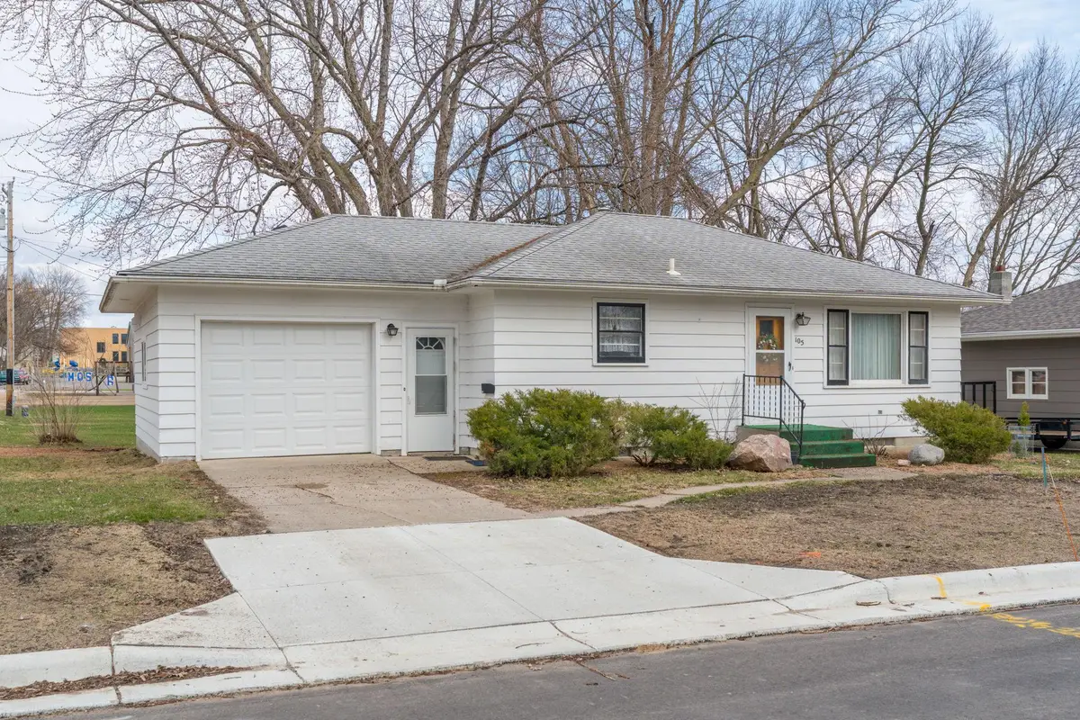 105 5th Street Nw, Montgomery, MN 56069 - #1