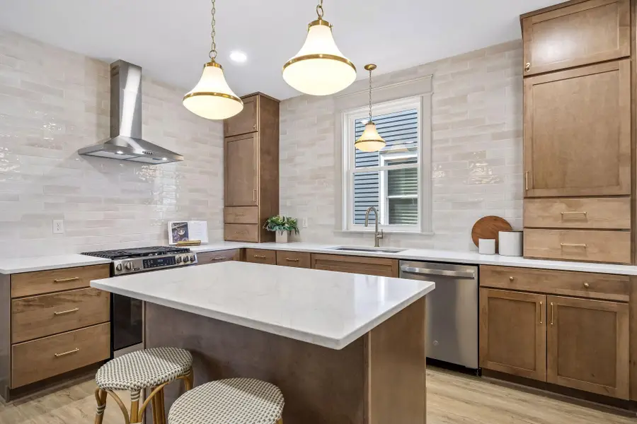 941 Hague Avenue, Saint Paul, MN 55104 - #2