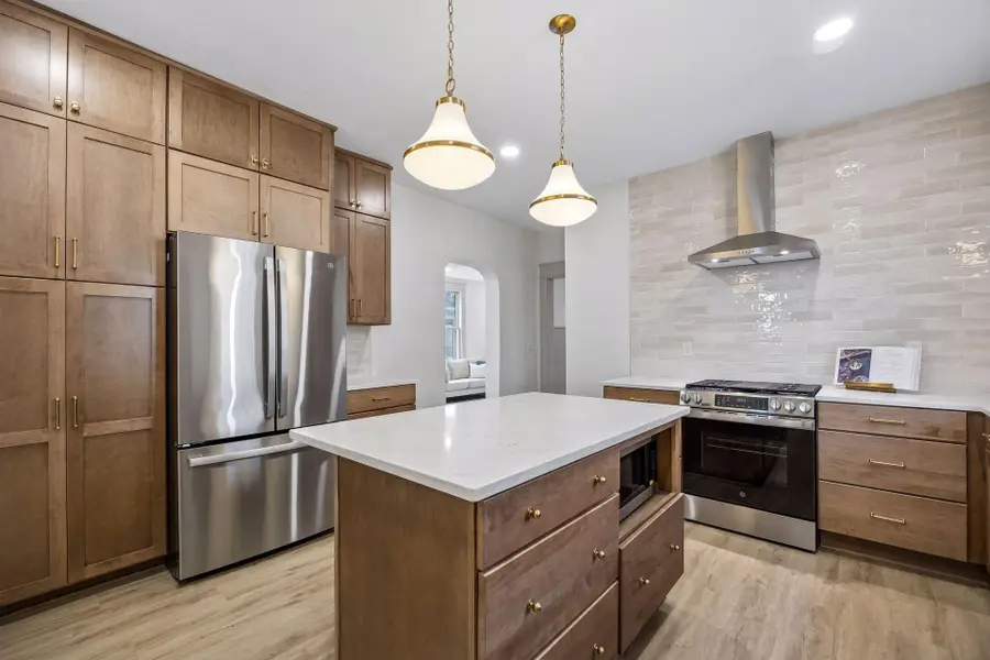 941 Hague Avenue, Saint Paul, MN 55104 - #3