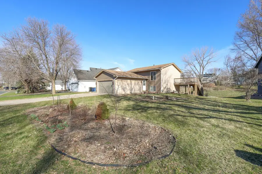 2015 Heritage Drive, Shakopee, MN 55379 - #2