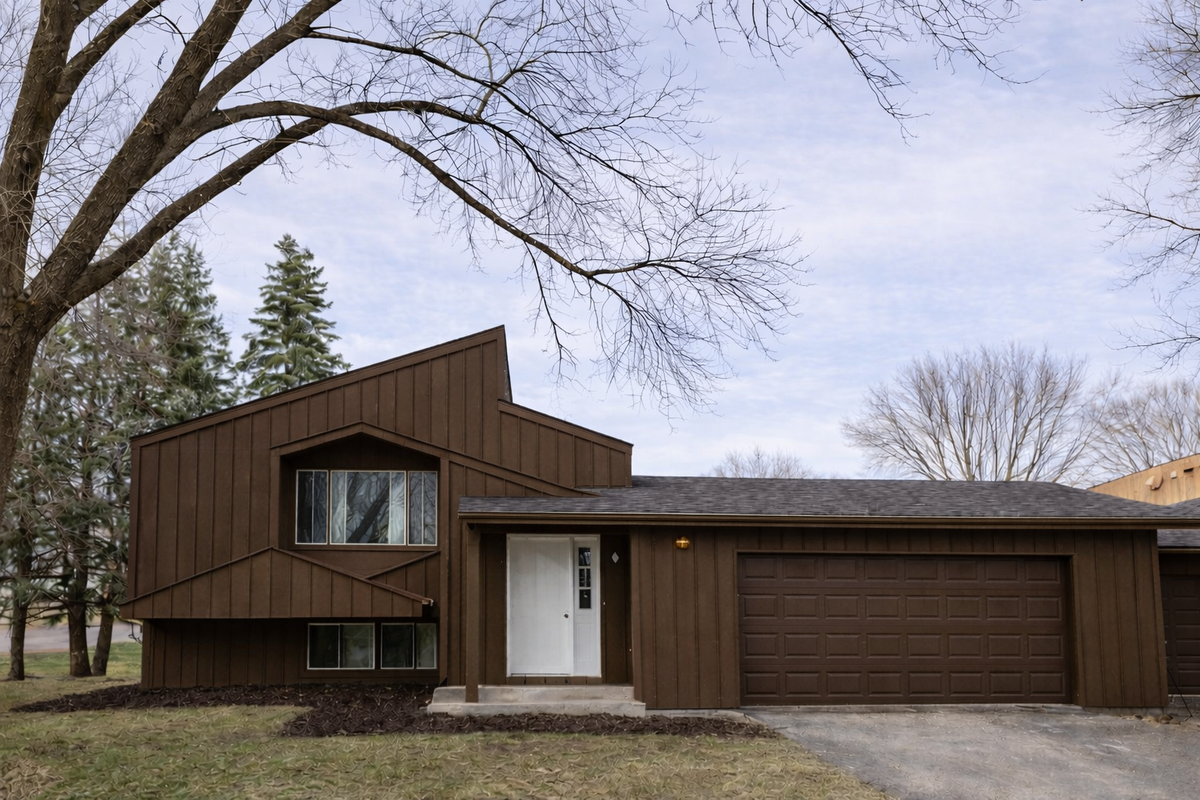 312 Cedar Ln, Montevideo, MN 56265 - #1