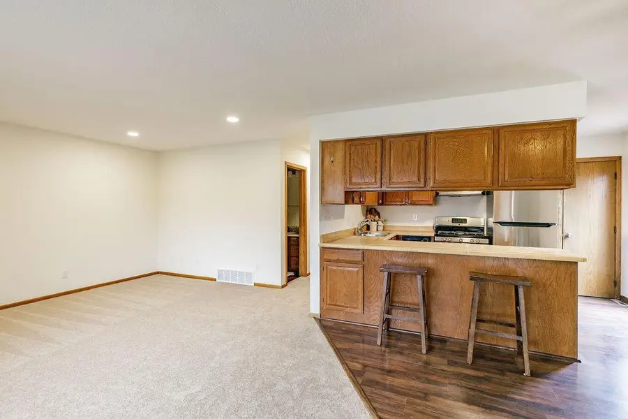 312 Cedar Ln, Montevideo, MN 56265 - #2