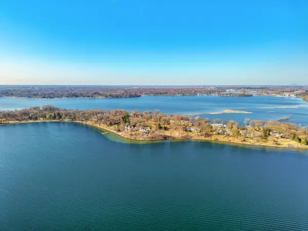 2515 Manitou Island, Saint Paul, MN 55110