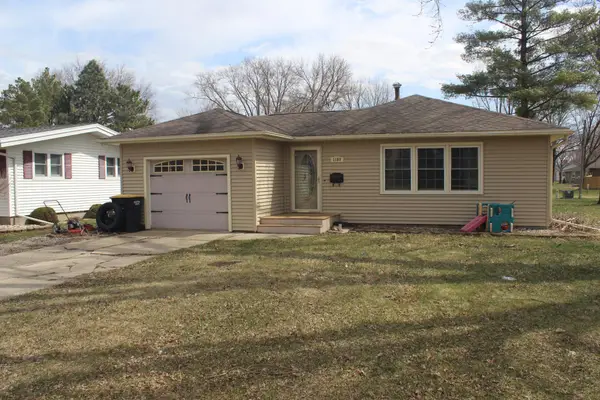 1109 S Moore Street, Blue Earth, MN 56013