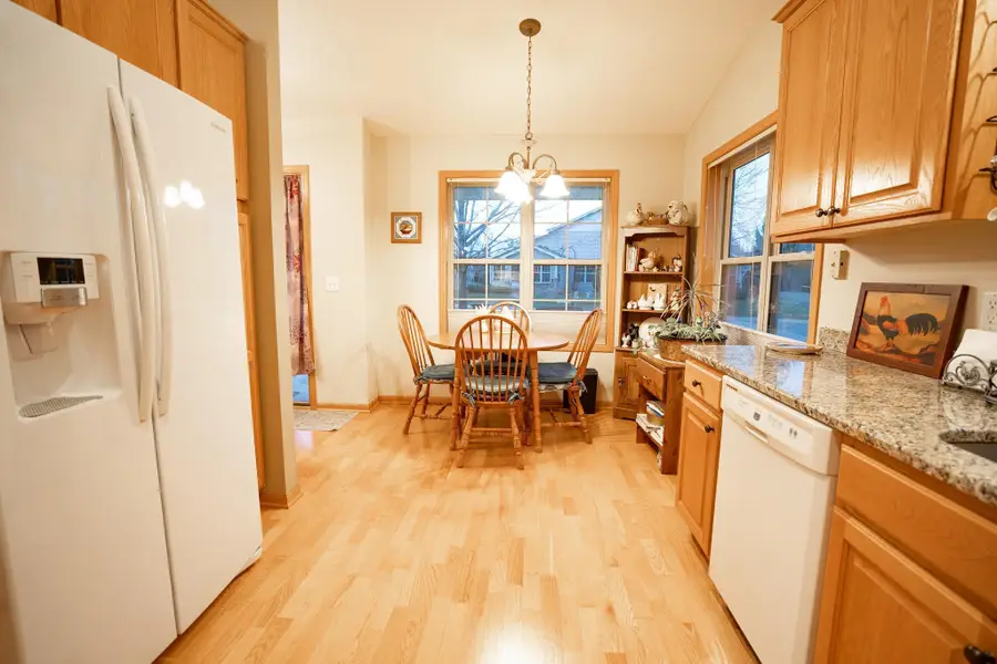 11079 Eagle Ridge Way, Chisago City, MN 55013 - #3