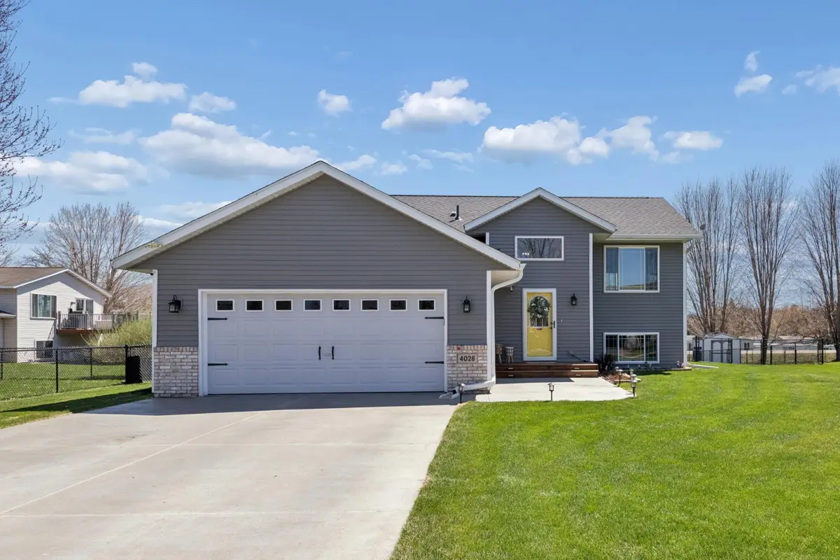 4028 Aspen Circle S, Rockford, MN 55373 - #1