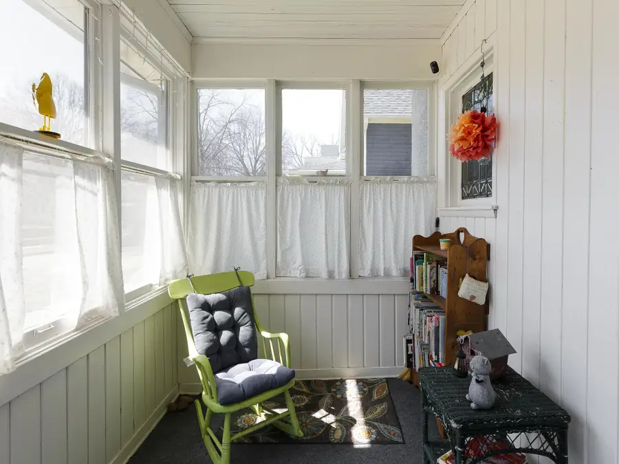 1043 Wilson Avenue, Saint Paul, MN 55106 - #2