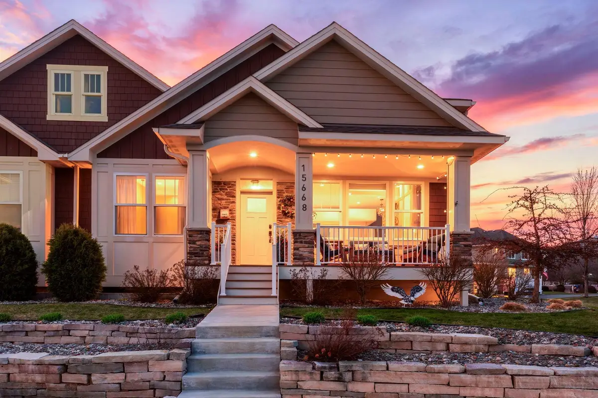 15668 Cobblestone Lake Parkway, Apple Valley, MN 55124 - #1