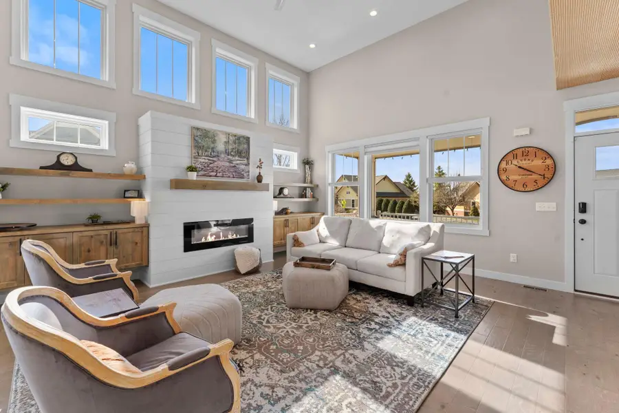 15668 Cobblestone Lake Parkway, Apple Valley, MN 55124 - #2