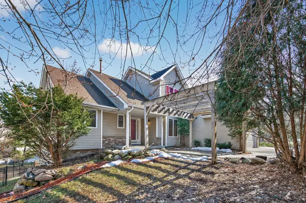 2970 Western Avenue N, Saint Paul, MN 55113