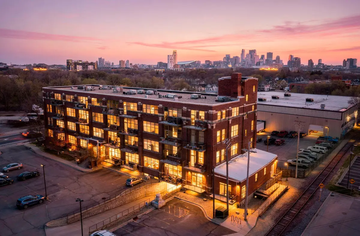 1901 E Hennepin Avenue #301, Minneapolis, MN 55413 - #1